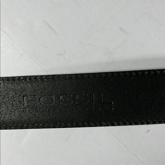 Fossil Black Leather Belt with Gold Buckle Sz L - Picture 5 of 14